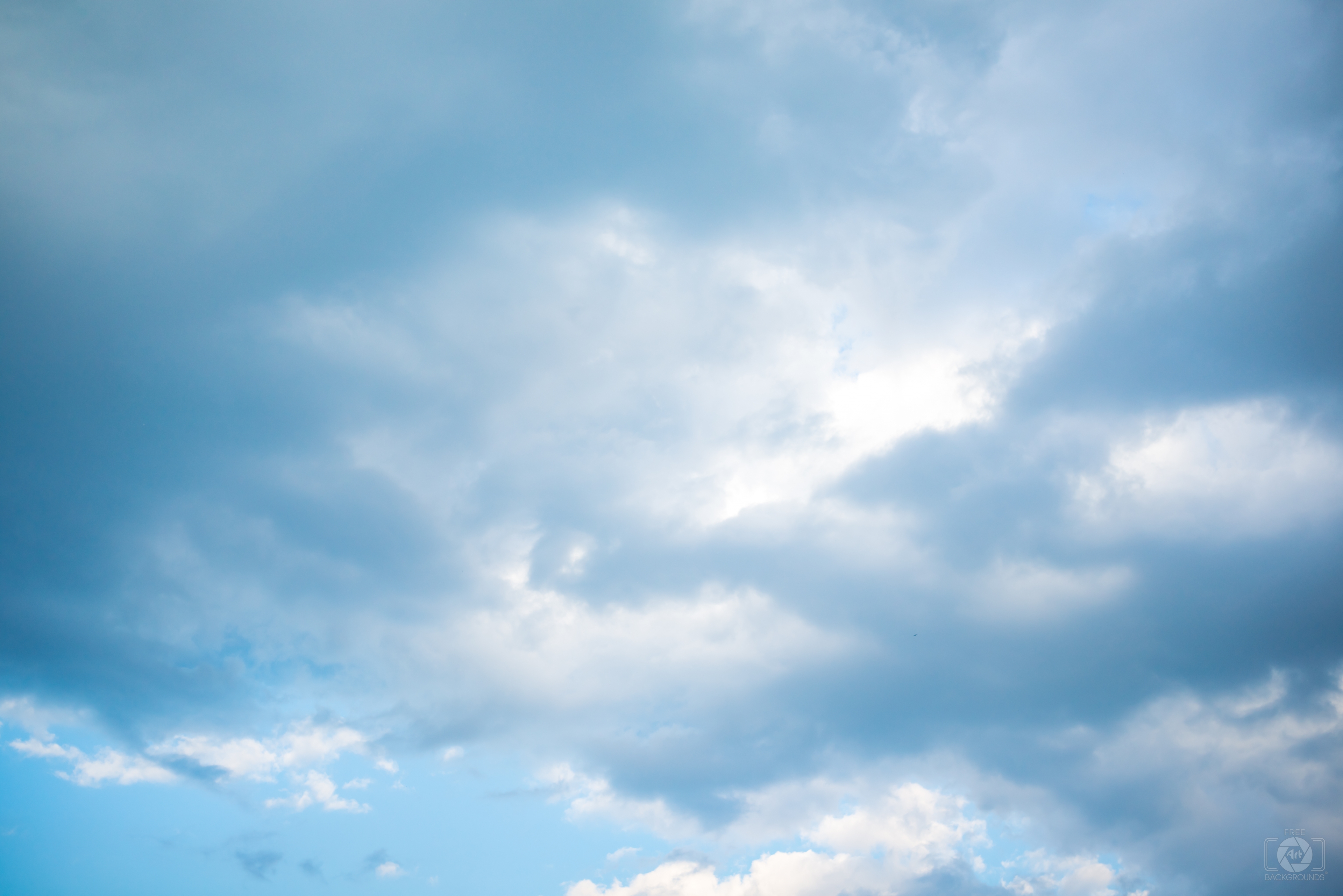 Bức ảnh với nền trời mây xanh cực kỳ tuyệt đẹp sẽ đem đến một trải nghiệm tuyệt vời cho bạn. Hãy để máy tính của bạn trở nên sống động và đầy màu sắc với bức ảnh nền mây xanh này.