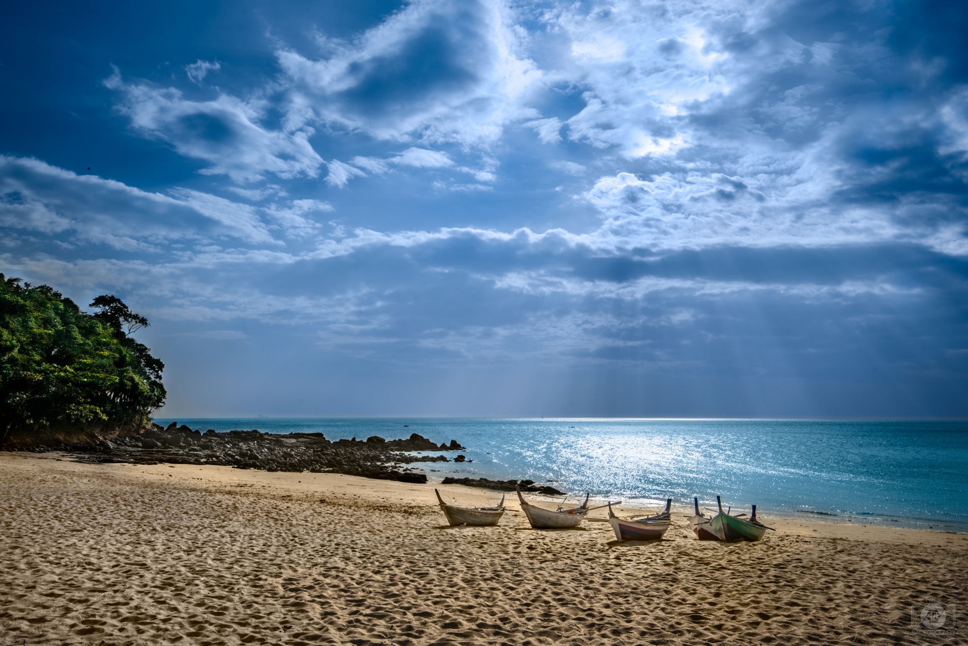 Boats on the Beach Background - High-quality Free Backgrounds