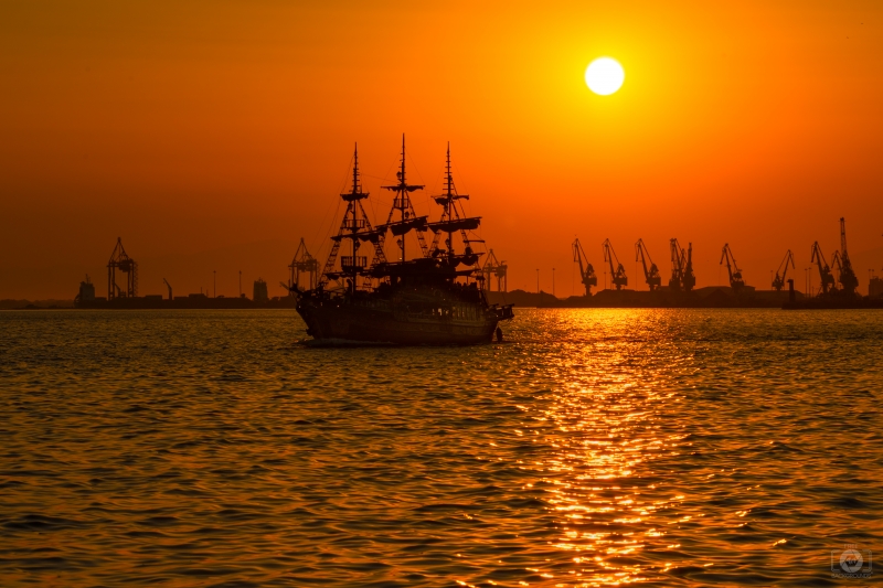 Sea Sunset and Pirate Ship Background - High-quality free Photo in cattegory Sunset / Backgrounds from FreeArtBackgrounds.com