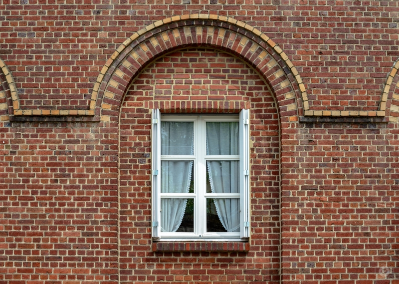 Window in Brick Wall Background - High-quality free Photo in cattegory Art / Backgrounds from FreeArtBackgrounds.com